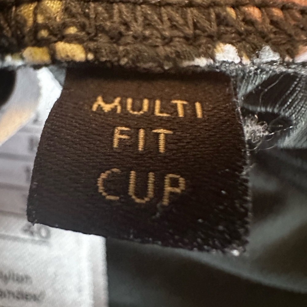 Nip Tuck One Piece Swimsuit Size 8 Multicup Green… - image 3